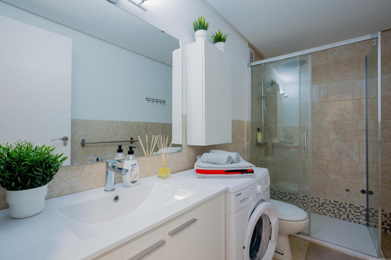 Bright & Stylish Apartment In Chipeque, Los Cristianos Arona  Luaran gambar